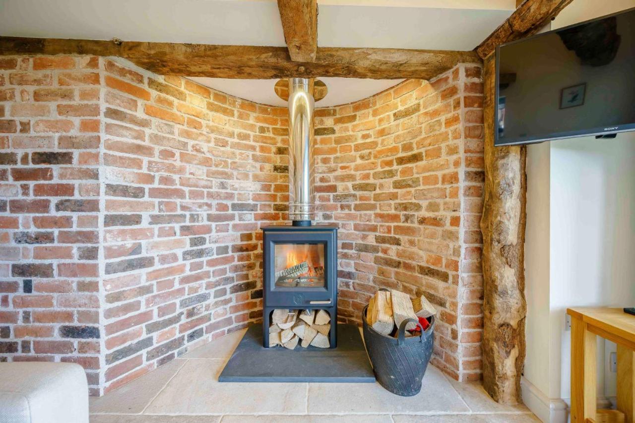 Villa The Cider Barn, Luxury For 2 With Beautiful Views. à Ledbury Extérieur photo
