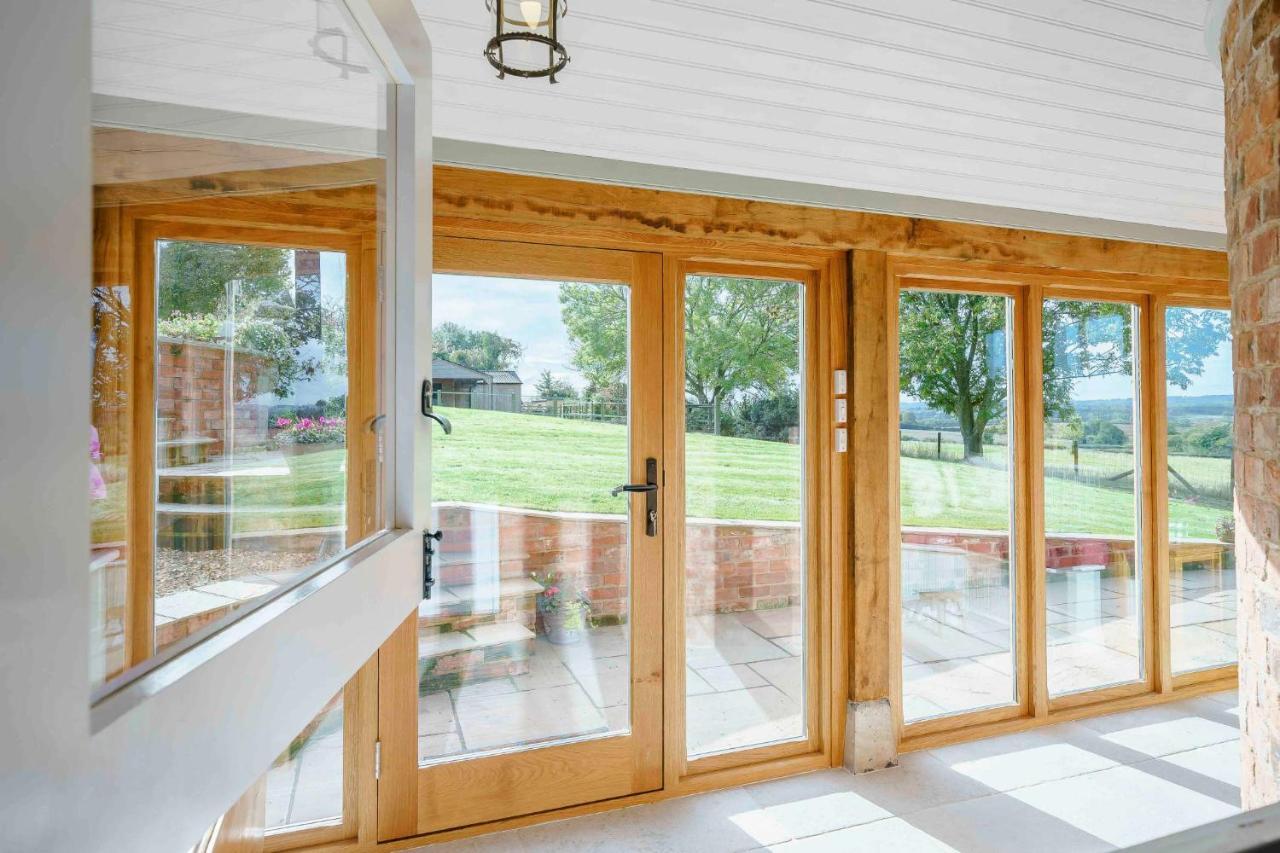 Villa The Cider Barn, Luxury For 2 With Beautiful Views. à Ledbury Extérieur photo